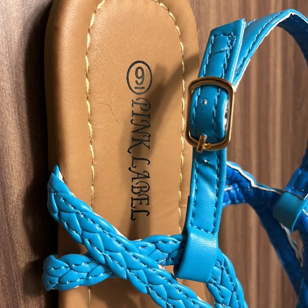 Sky blue thong sandals - Picture 10 of 11